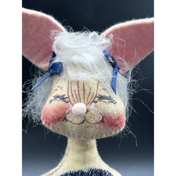 Vintage Annalee Spring Girl Bunny 1991 7 inches Easter Bunny Flowers - Picture 12 of 16